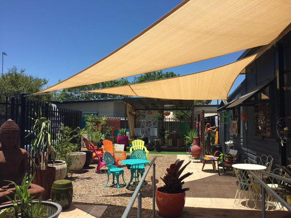 16.4ft x 22.9ft x 22.9ft SAND Triangle The Shady Lady Range