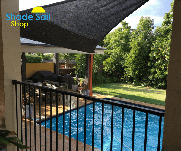 18ft x 18ft x 18ft GREY Triangle The Shady Lady Range