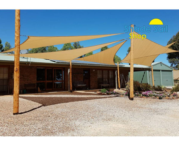 13.1ft x 26.2ft x 26.2ft SAND Triangle The Shady Lady Range