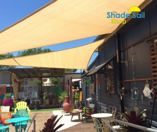 13.1ft x 26.2ft x 26.2ft SAND Triangle The Shady Lady Range