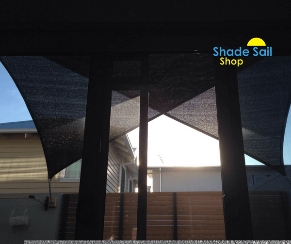 9.84ft x 13.1ft x 13.1ft GREY Triangle The Shady Lady Range